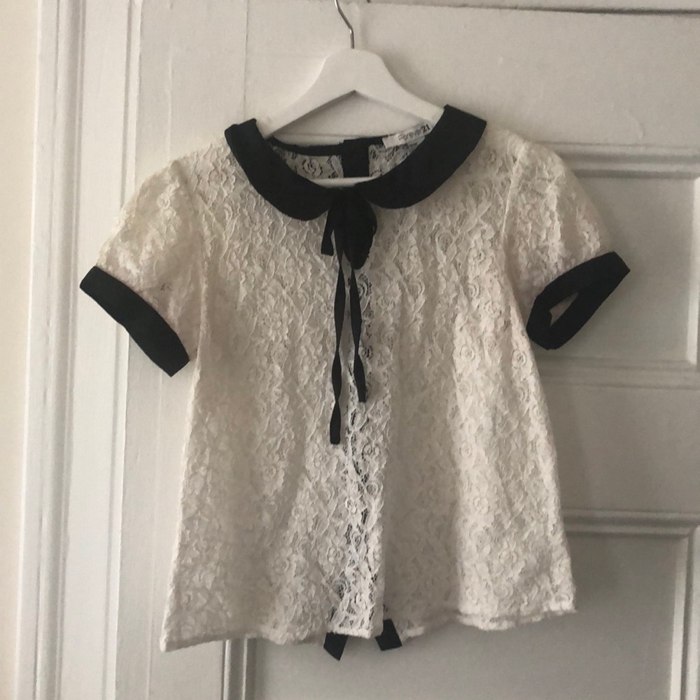 Lace Peter Pan Collar Blouse